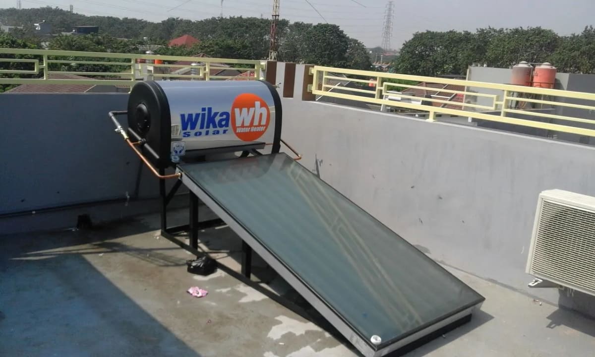 Dokumentasi perbaikan pemanas air Wika